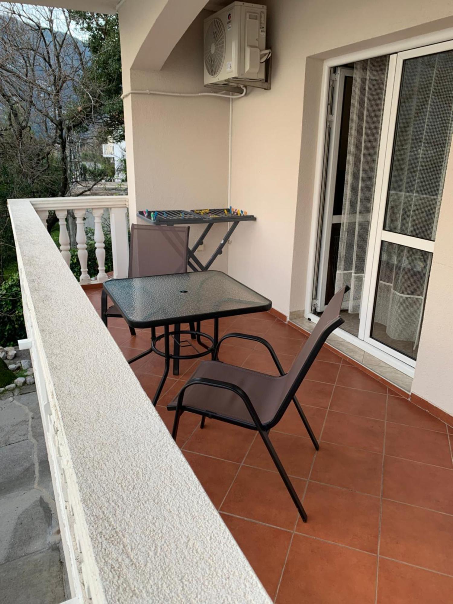 Apartments Villa Radonic Donji Morinj Zewnętrze zdjęcie